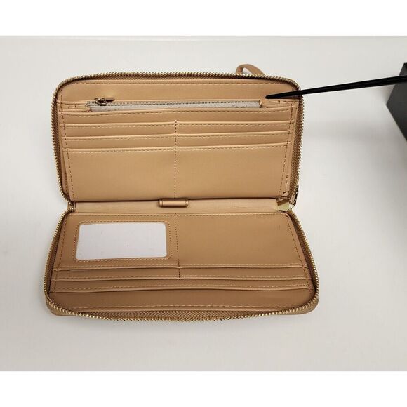 Steve Madden 2pc Scarf & Wallet Set/ Free Scarf - Picture 6 of 11